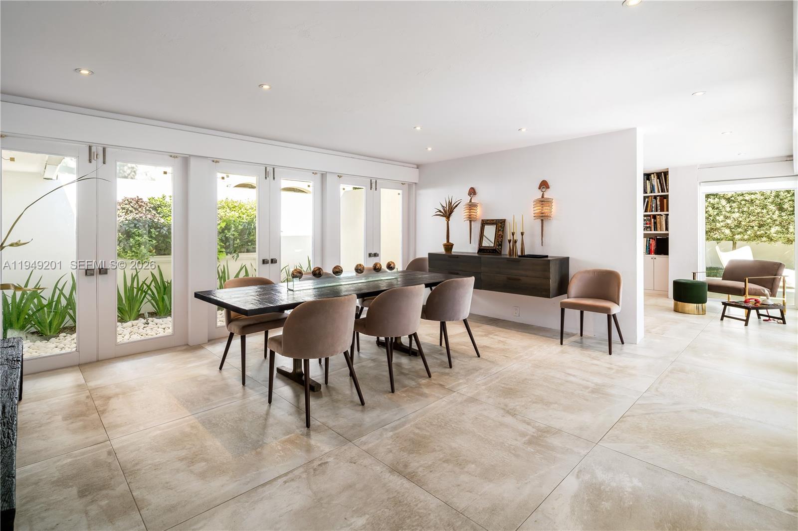 5907 Riviera Drive Coral Gables, FL 33146 - Photo 11 of 49