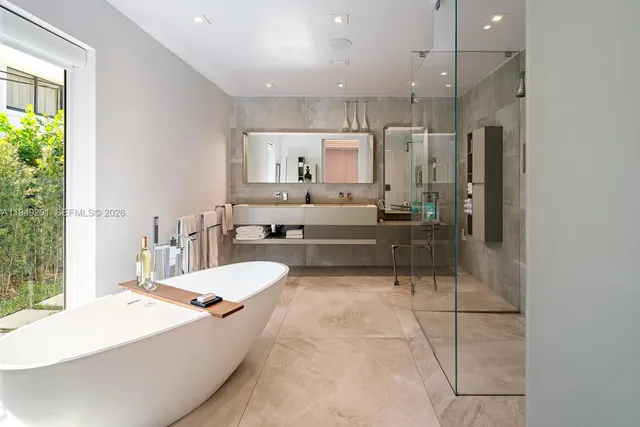 $3,499,000 | 5907 Riviera Drive, Coral Gables, FL 33146