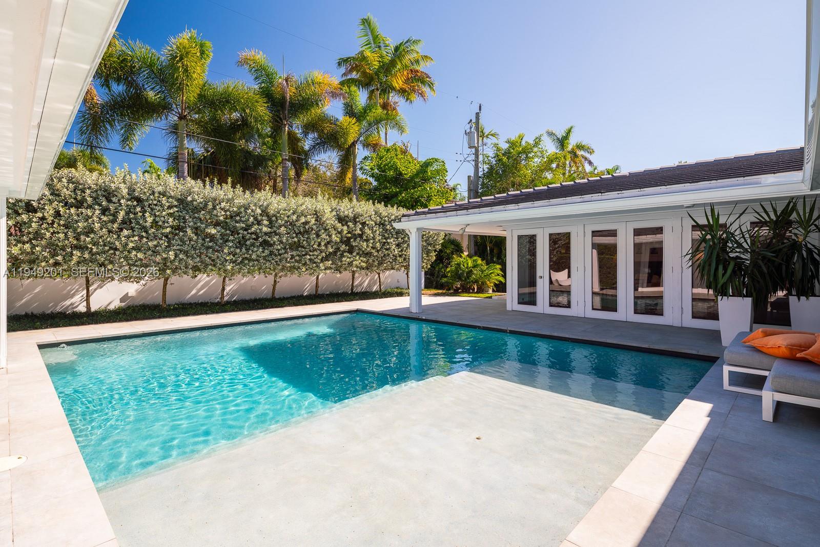 5907 Riviera Drive Coral Gables, FL 33146 - Photo 32 of 43