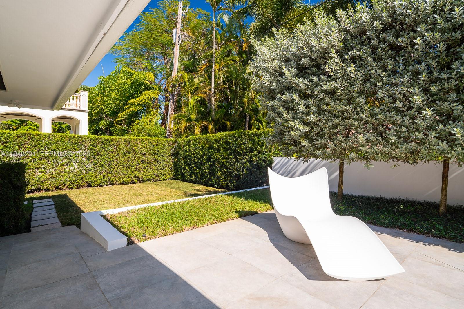 5907 Riviera Drive Coral Gables, FL 33146 - Photo 34 of 43