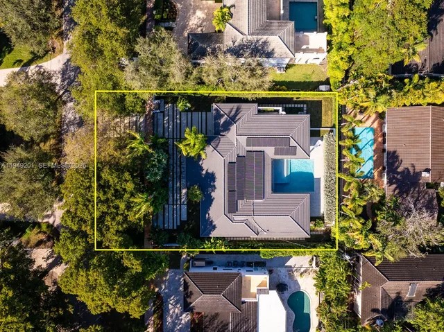 $3,499,000 | 5907 Riviera Drive, Coral Gables, FL 33146