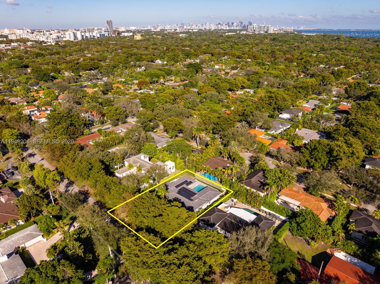 5907 Riviera Drive Coral Gables, FL 33146 - Photo 41 of 43