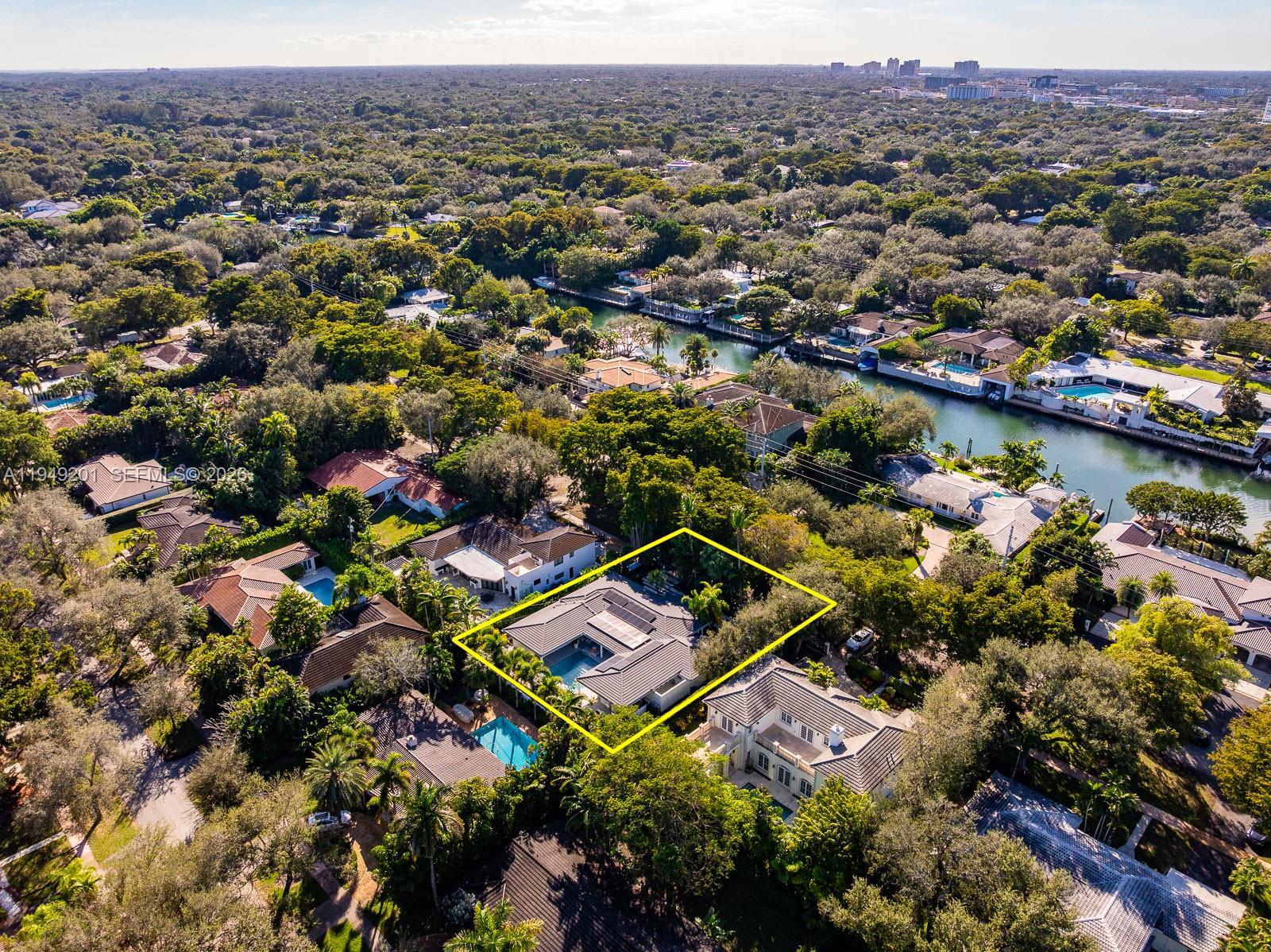 5907 Riviera Drive Coral Gables, FL 33146 - Photo 45 of 49