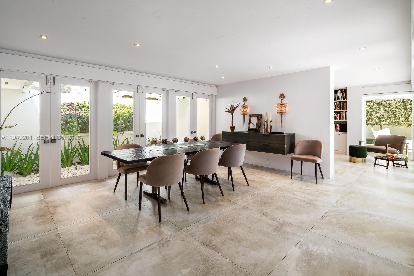 5907 Riviera Drive Coral Gables, FL 33146 - Photo 9 of 43