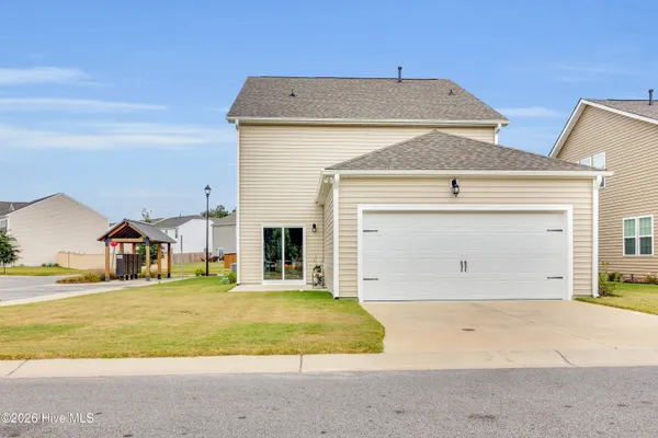$2,355 | 1015 Spivey Circle, New Bern, NC 28562