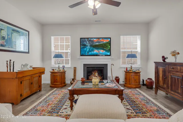 $2,355 | 1015 Spivey Circle, New Bern, NC 28562