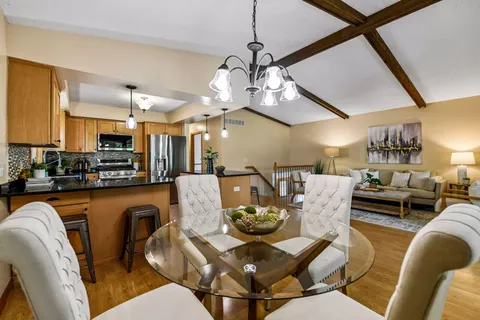 $500,000 | 6527 Meadowlark Lane North, Maple Grove, MN 55369