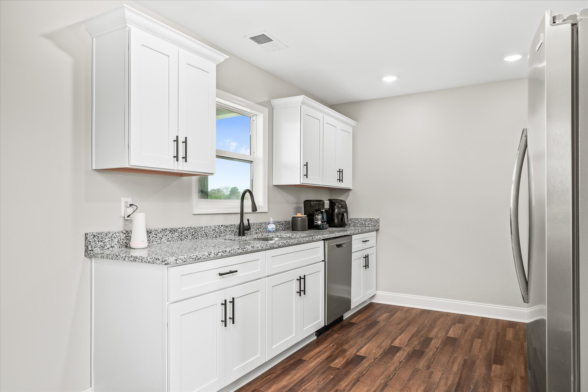 1200 Duck Pond Road Sparta, TN 38583 - Photo 15 of 36