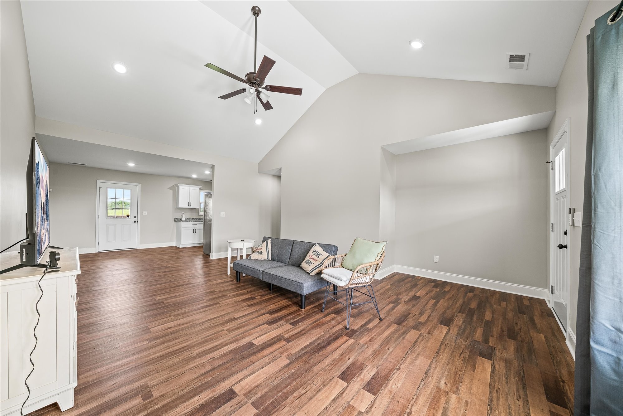 1200 Duck Pond Road Sparta, TN 38583 - Photo 9 of 36