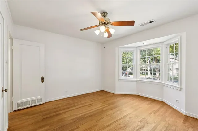 $550,000 | 926 Salmon Drive, Dallas, TX 75208