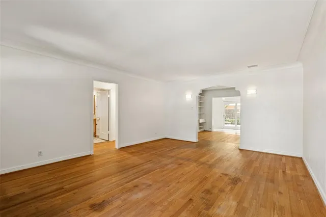 $550,000 | 926 Salmon Drive, Dallas, TX 75208