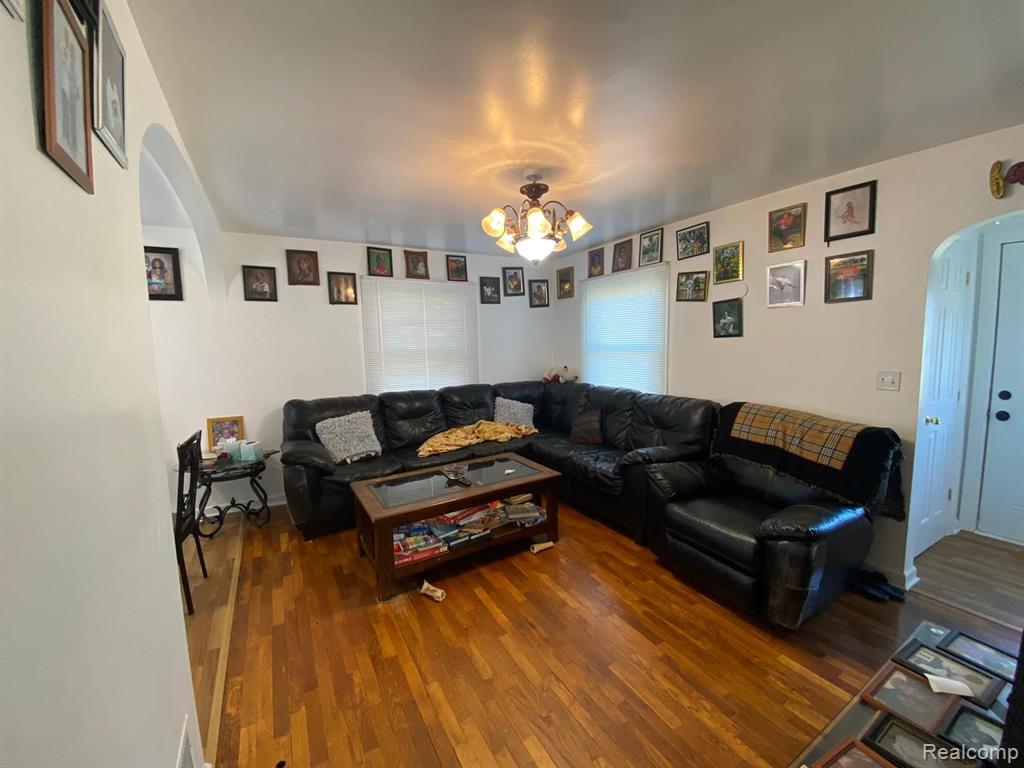 350 East Miller Road Lansing, MI 48911 - Photo 6 of 20 Gallery Image 6