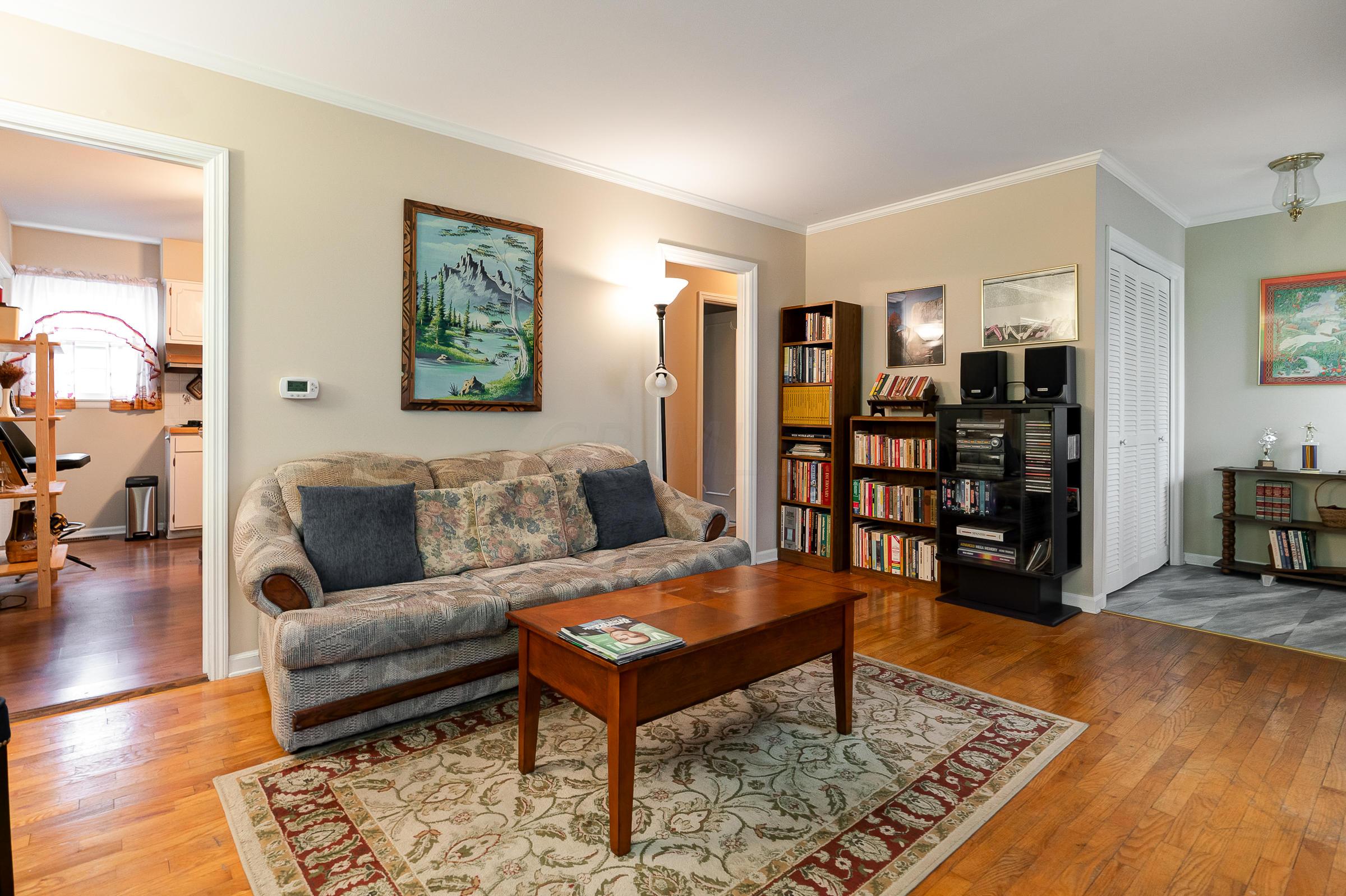 1631 Roxbury Road, Unit B3 Columbus, OH 43212 - Photo 4 of 31