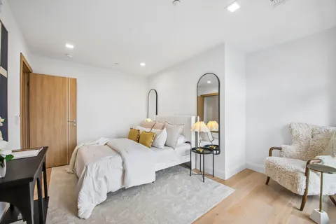 $1,095,000 | 72 York Street, Unit 602, Jersey City, NJ 07302