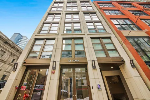 $1,095,000 | 72 York Street, Unit 602, Jersey City, NJ 07302