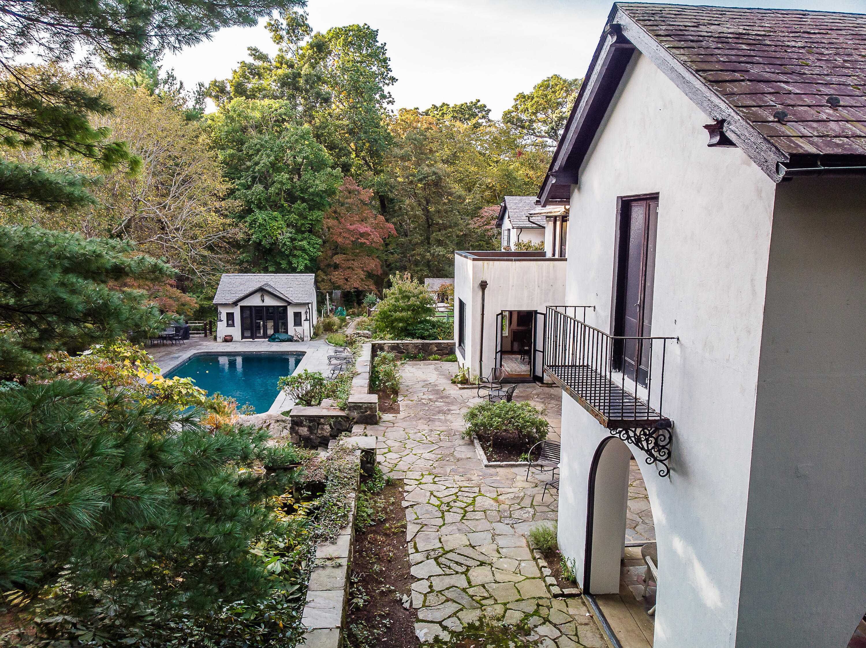 684 Westover Road Stamford, CT 06902 - Photo 11 of 25 a view of a house with backyard and sitting area