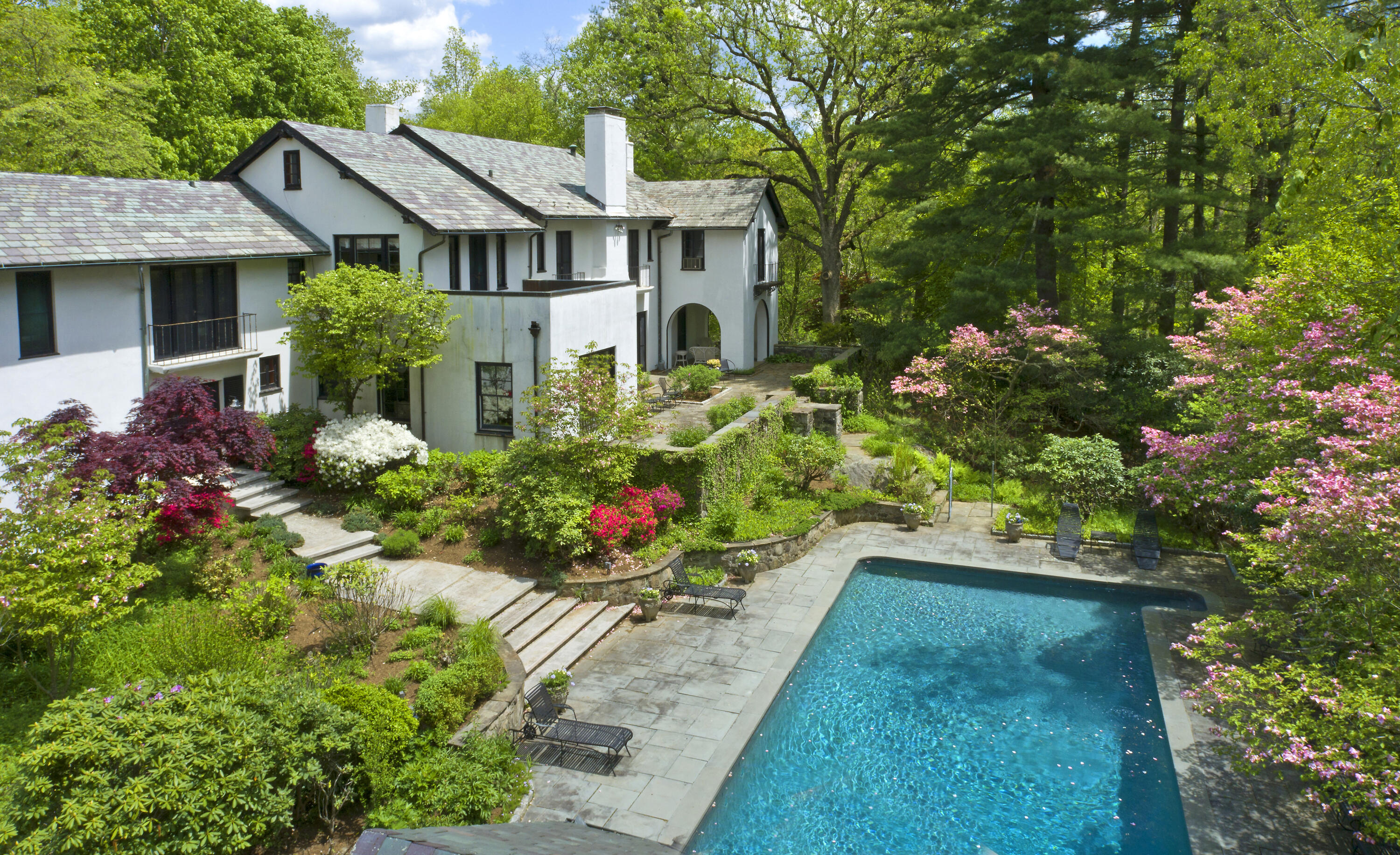 684 Westover Road Stamford, CT 06902 - Photo 18 of 25 a front view of a house with a yard