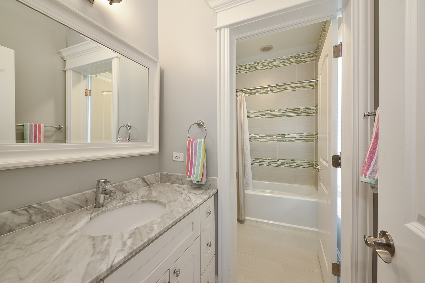 1481 Winnetka Street Palatine, IL 60067 - Photo 25 of 33