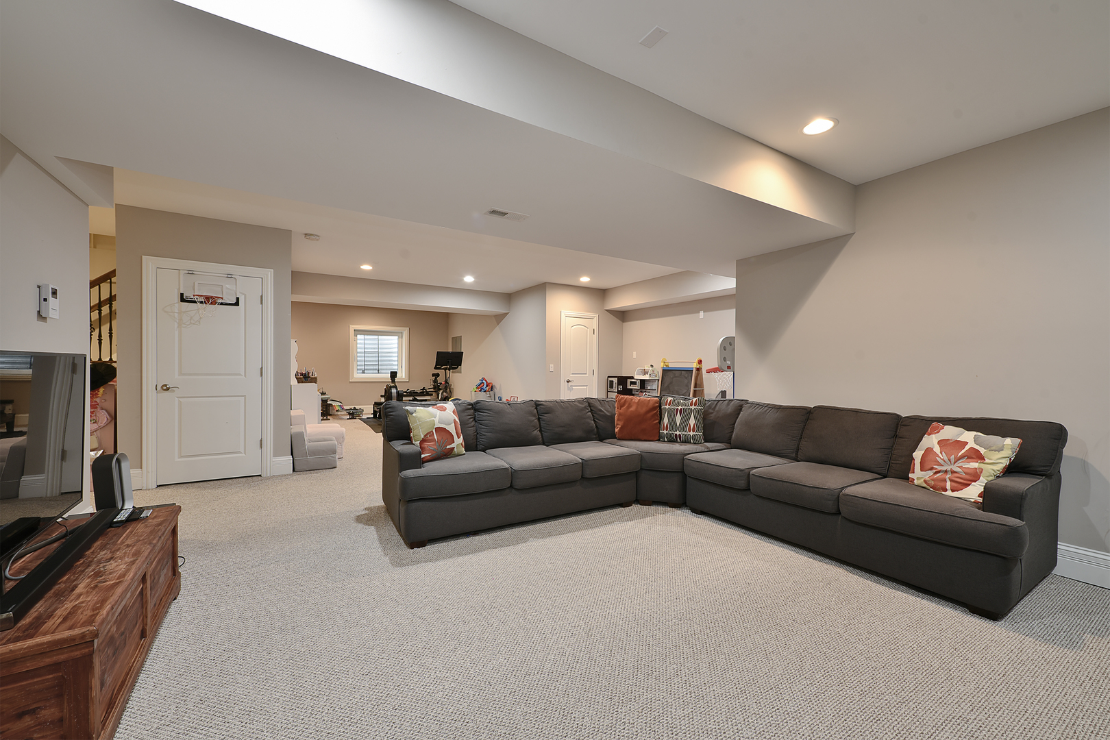 1481 Winnetka Street Palatine, IL 60067 - Photo 29 of 33