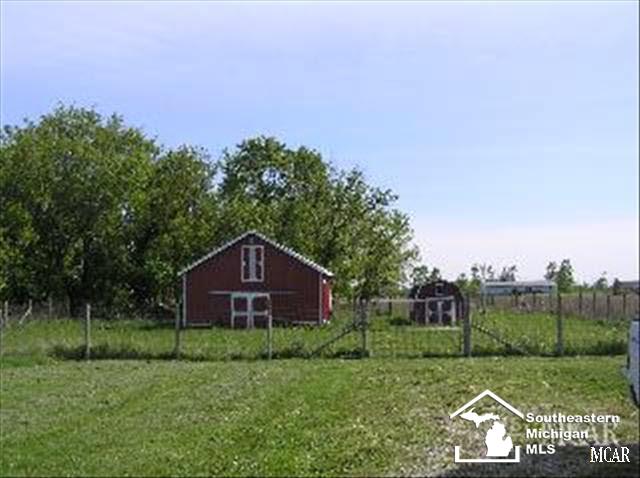 18561 Mead Road Milan, MI 48160 - Photo 15 of 20 Barn