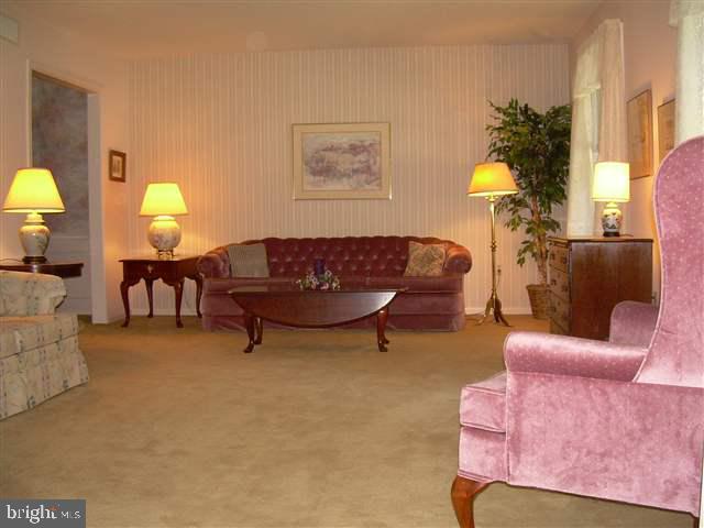 4475 Nantucket Road Harrisburg, PA 17112 - Photo 3 of 12 Gallery Image 3