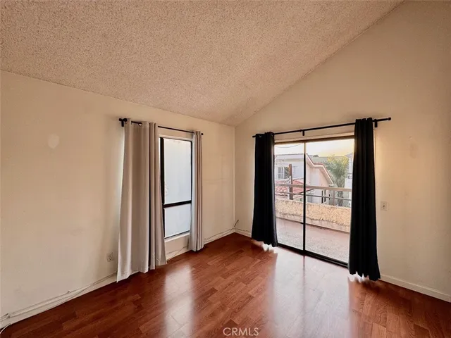 $2,700 | 225 North Rose Street, Unit 410, Burbank, CA 91505