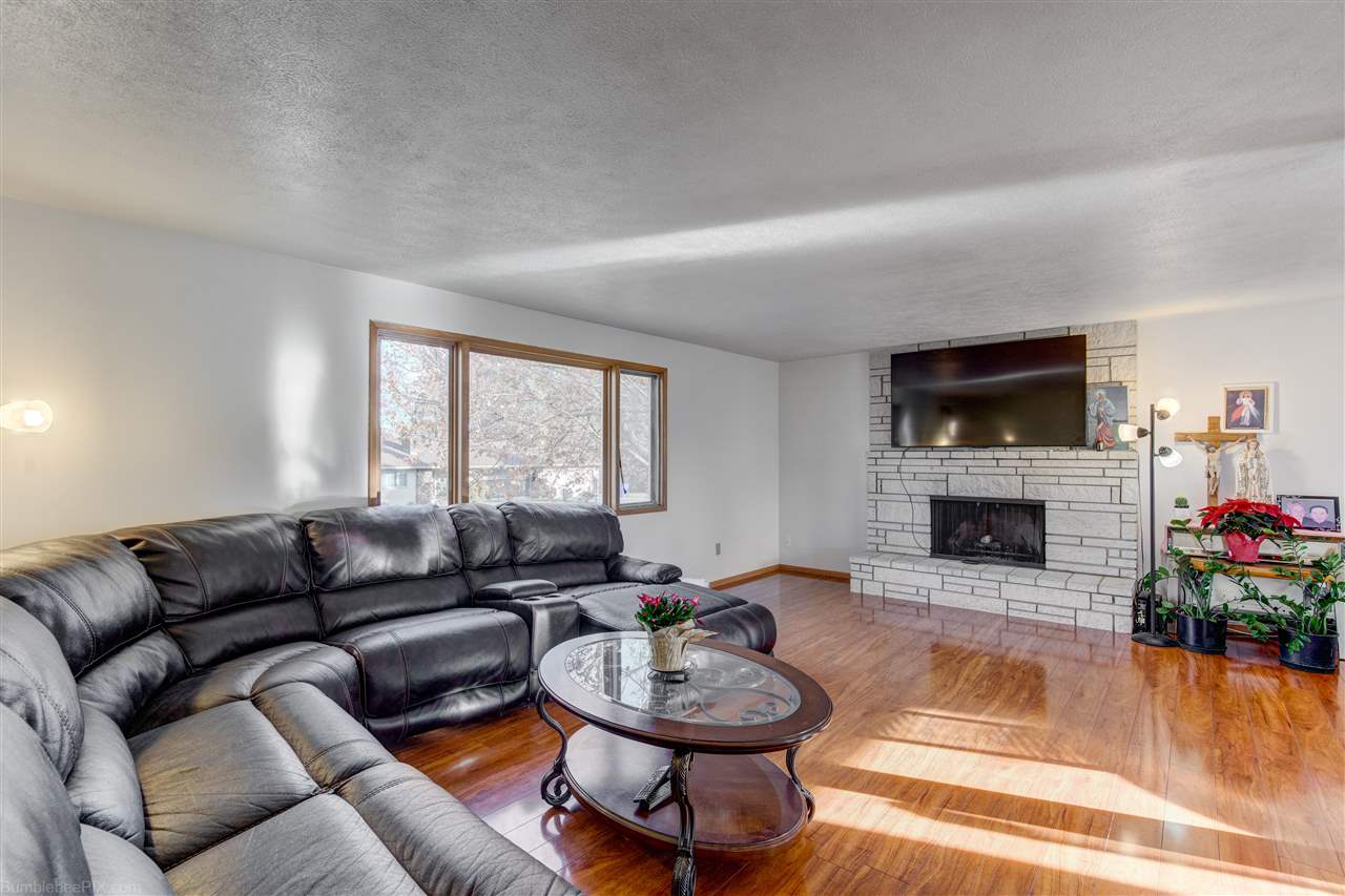 301 West Cascade Way Spokane, WA 99208 - Photo 4 of 43 Gallery Image 4
