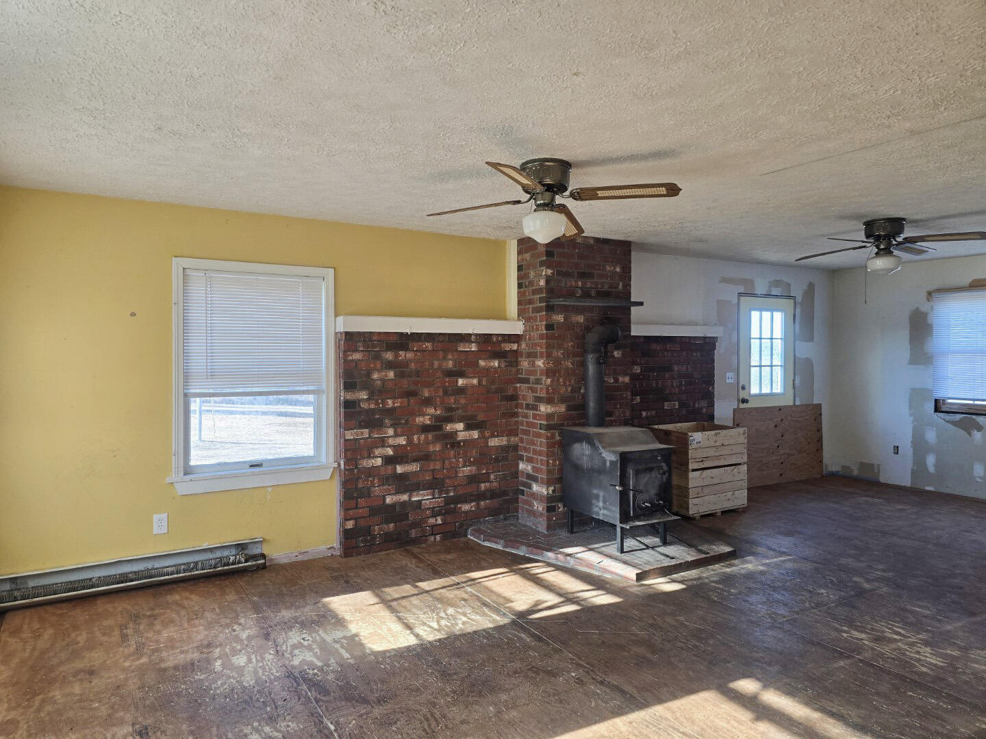 108 Maple Lane Poland, ME 04274 - Photo 6 of 20 20260408_171506