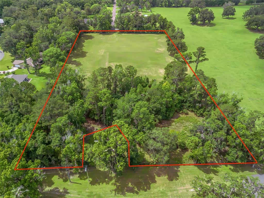 84rd Terrace Northwest Ocala, FL 34482 - Photo 5 of 14 a view of a garden