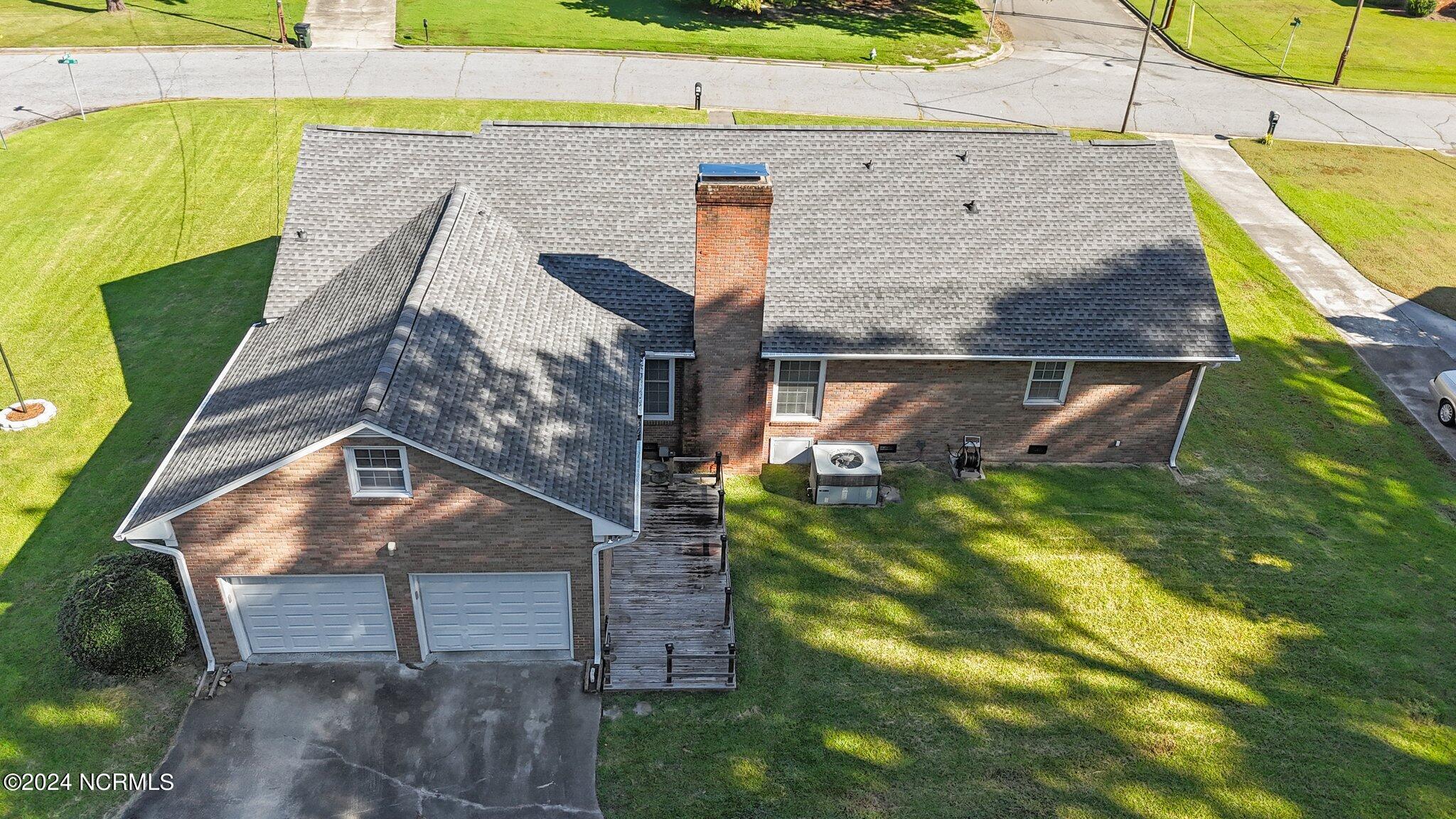 1804 Oxford Road Kinston, NC 28504 - Photo 39 of 45 39-web-or-mls-DJI_20240909095116_0109_D