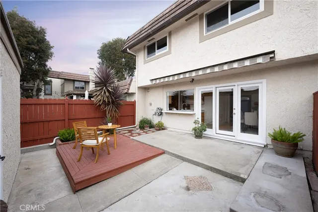 $775,000 | 13981 Berkenham Walk, Westminster, CA 92683