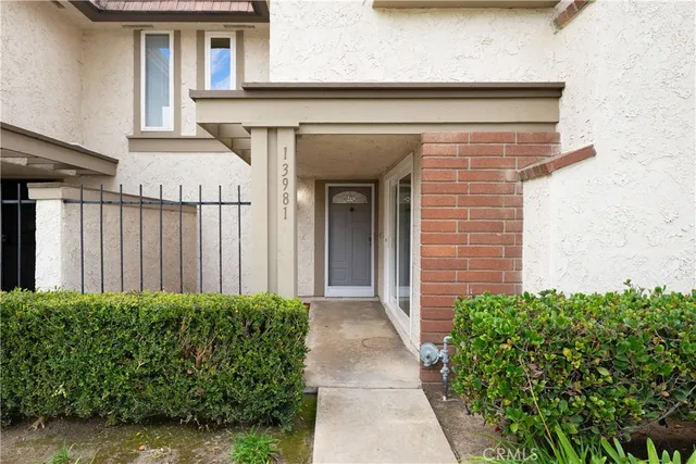 $775,000 | 13981 Berkenham Walk, Westminster, CA 92683