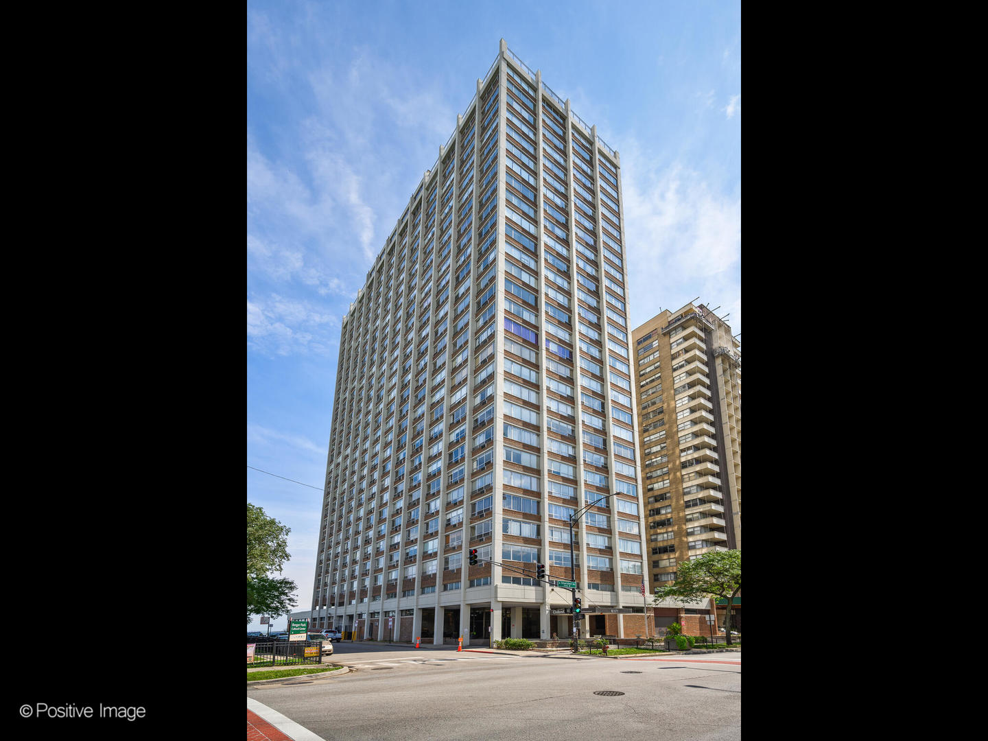 6171 North Sheridan Road, Unit 1610 Chicago, IL 60660 - Photo 1 of 1 a view of a tall building