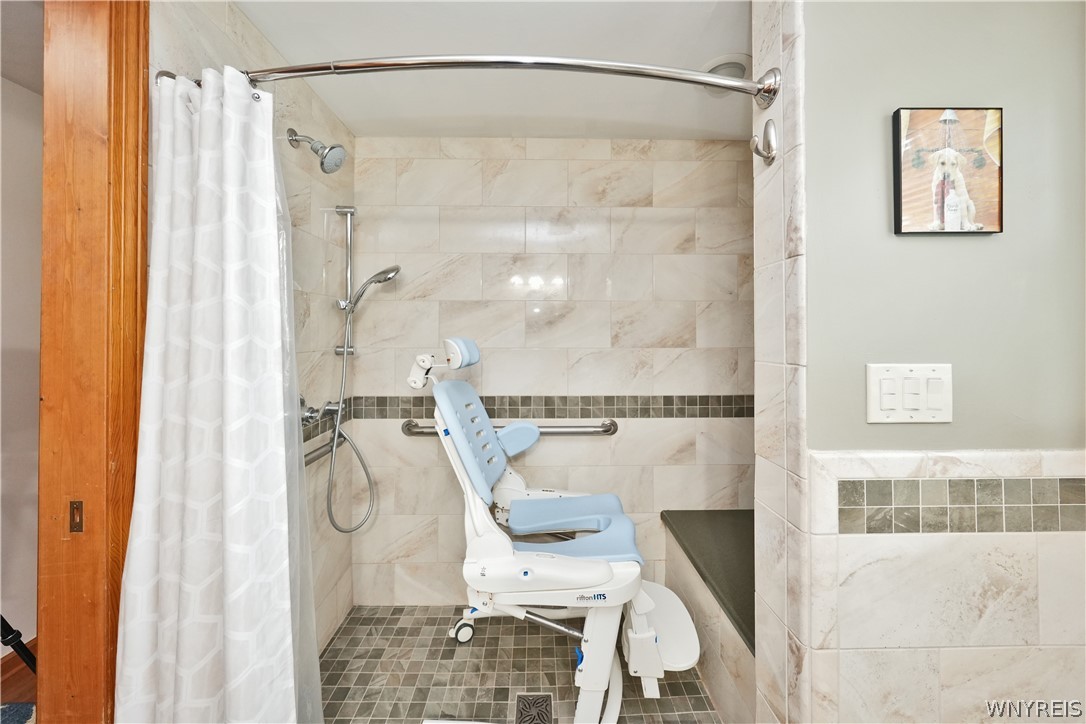 5015 Thompson Road Clarence, NY 14031 - Photo 28 of 50