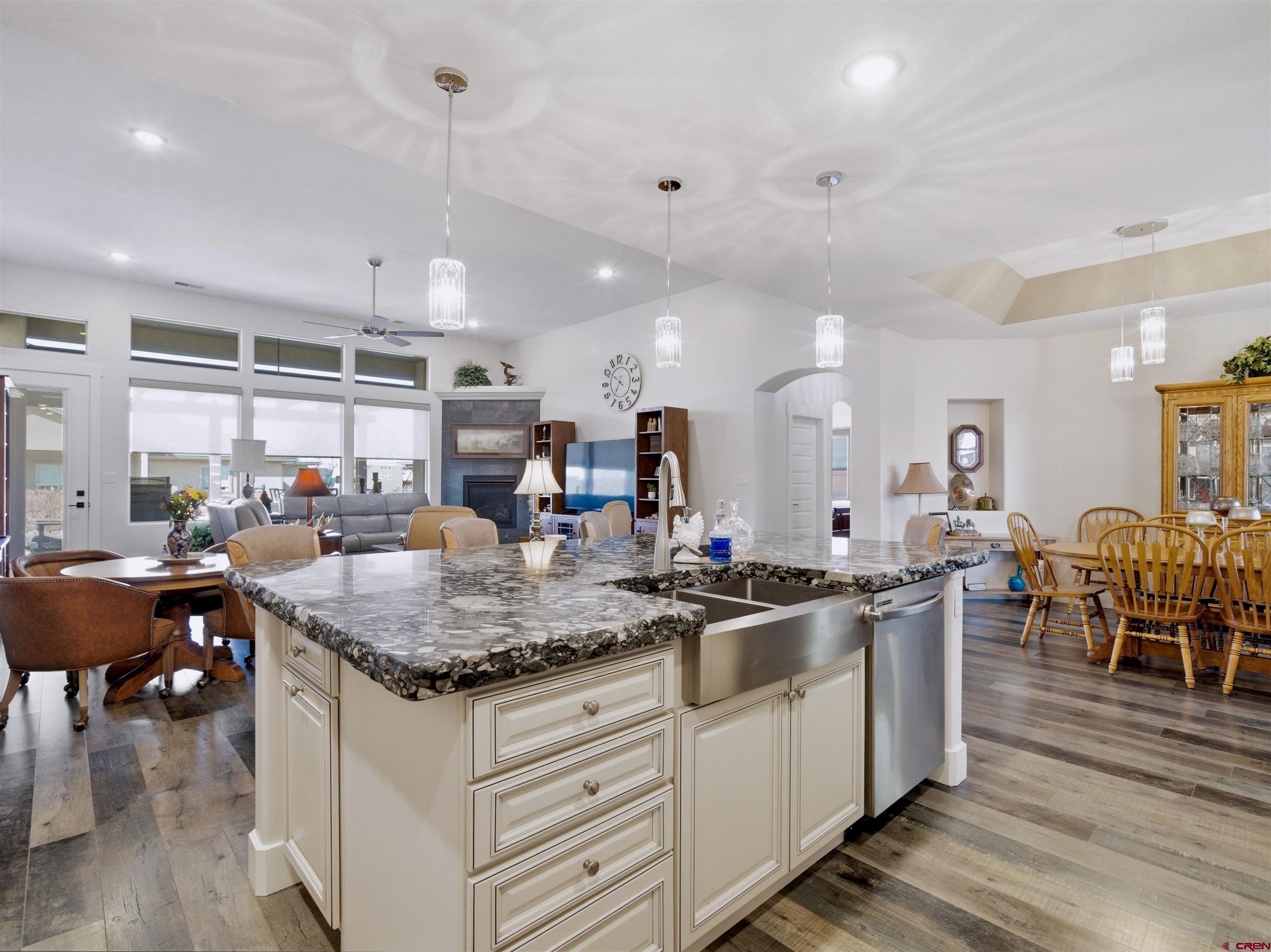 1223 Eagle Way Fruita, CO 81521 - Photo 7 of 34 a kitchen with lots of counter top space
