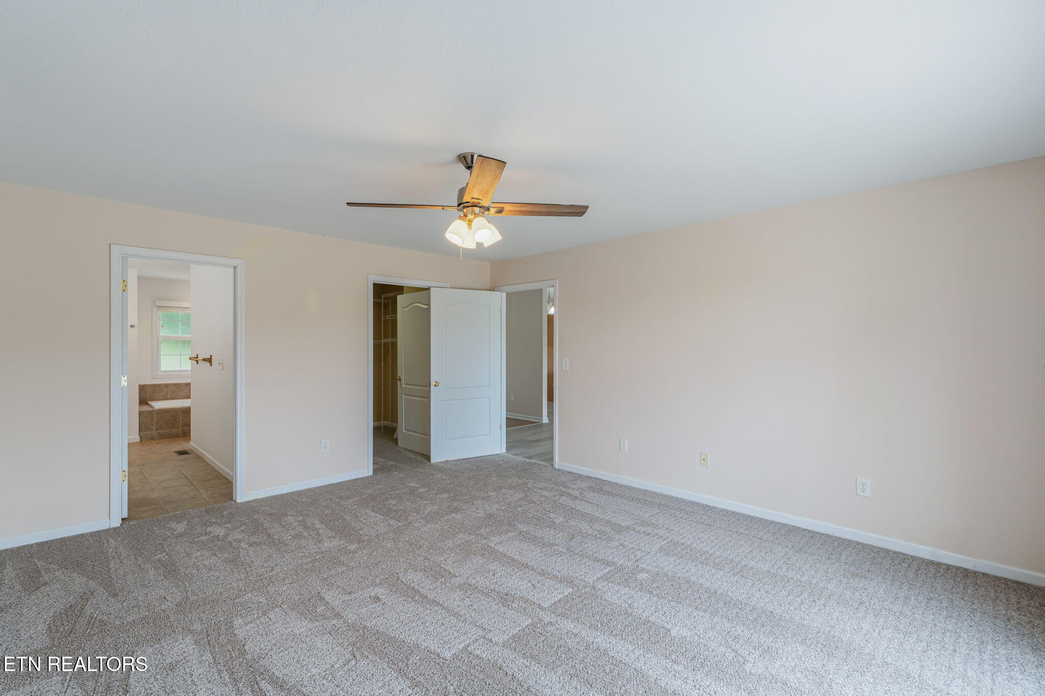 138 Country Way Road Vonore, TN 37885 - Photo 17 of 50 23-web-or-mls-138 Country Way-25