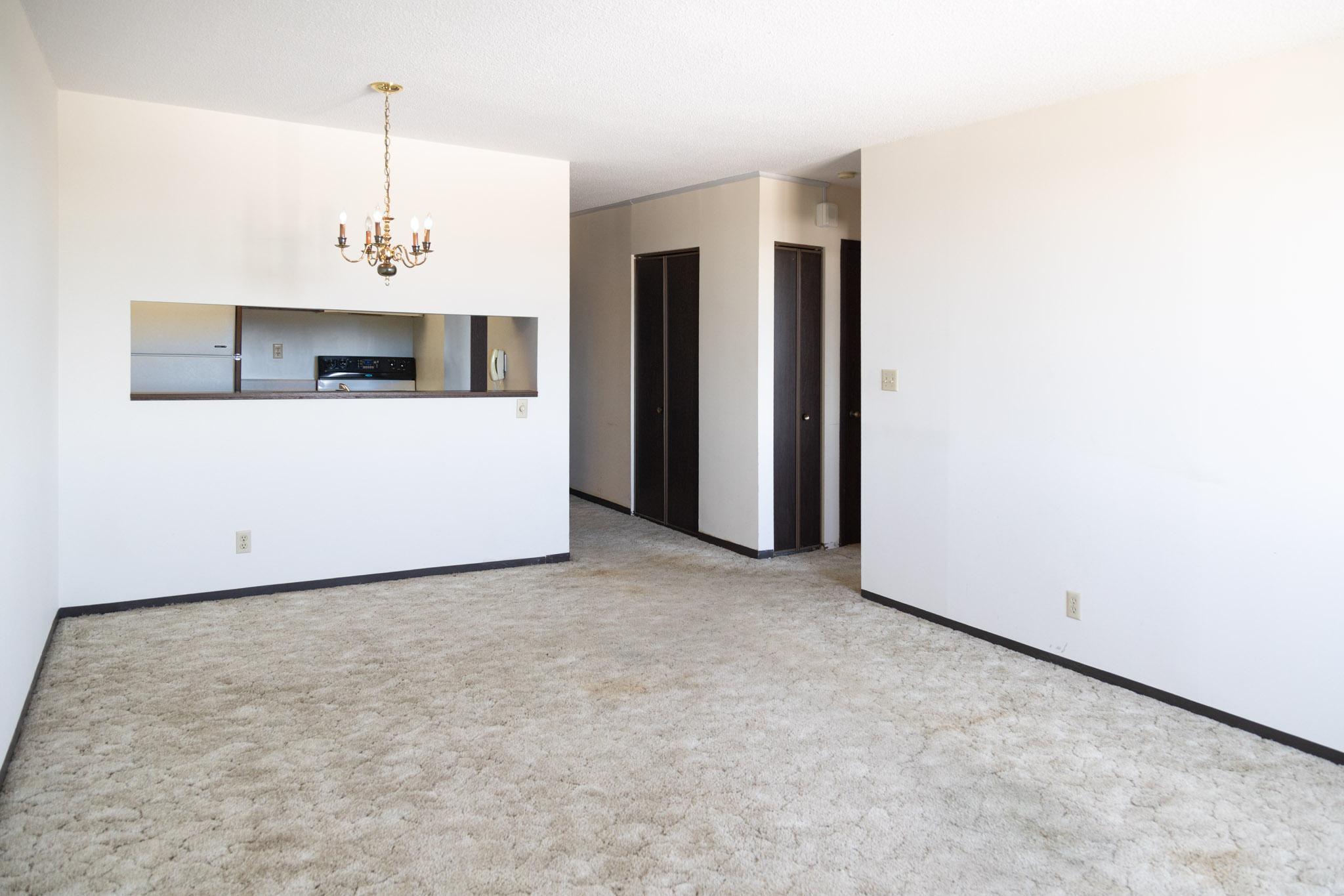 1181 Edgcumbe Road, Unit 606 St. Paul, MN 55105 - Photo 3 of 13