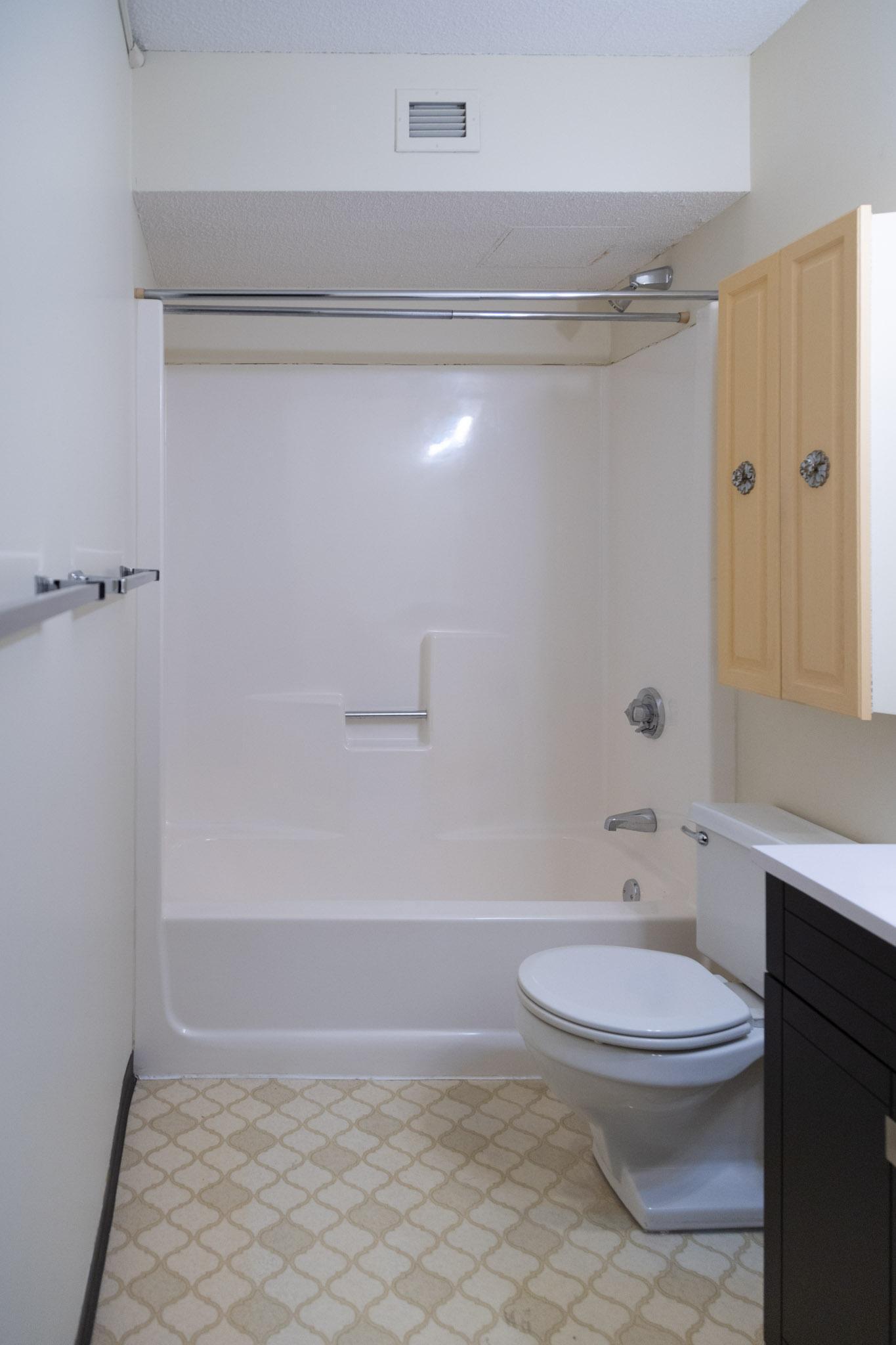 1181 Edgcumbe Road, Unit 606 St. Paul, MN 55105 - Photo 10 of 13