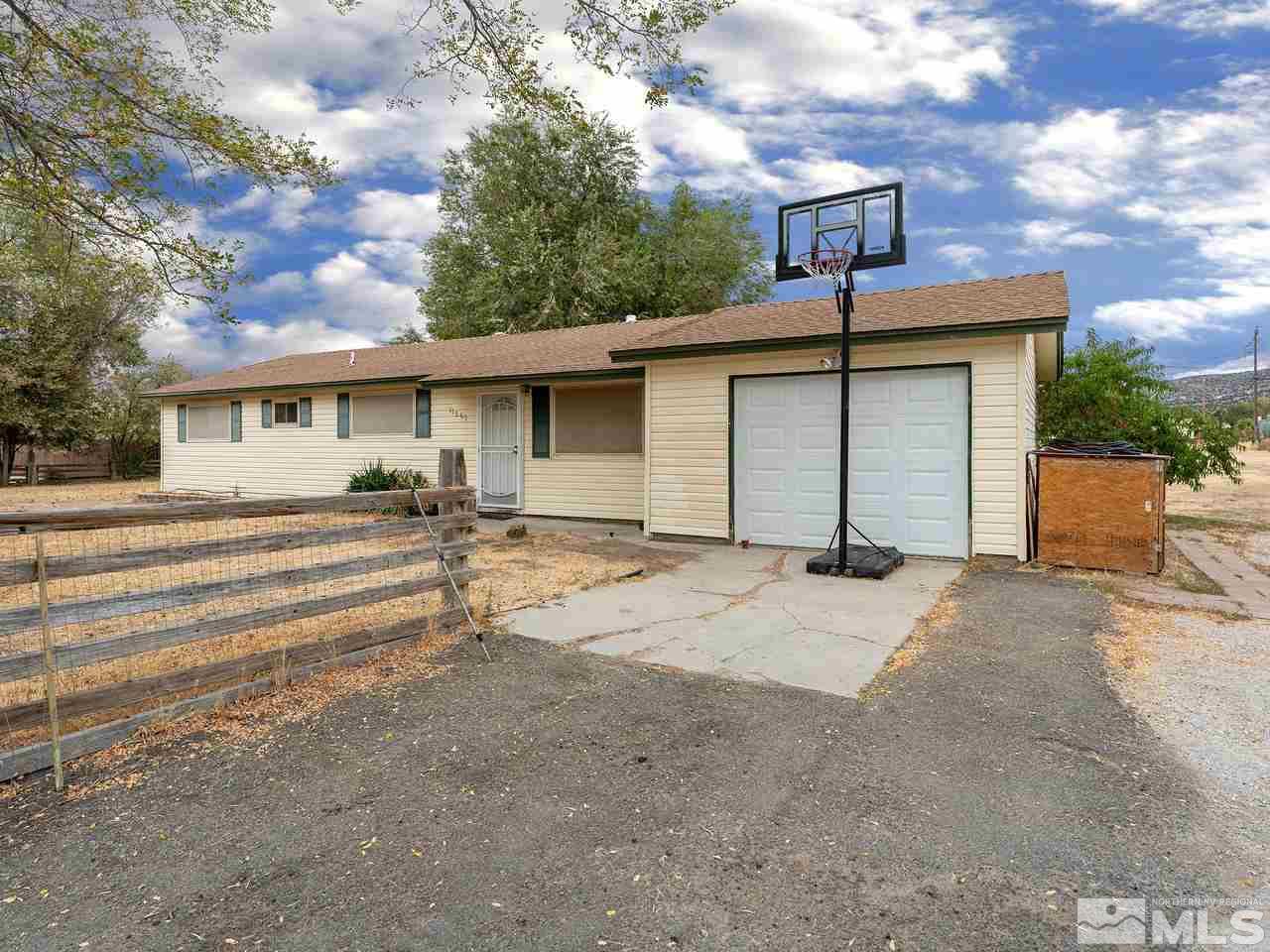 11563 Mistletoe Street Reno, NV 89506 - Photo 1 of 20 Photo 1