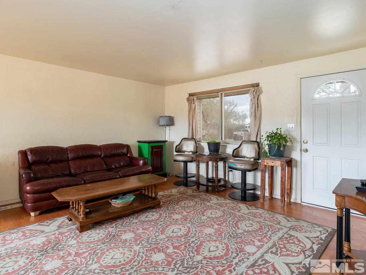 11563 Mistletoe Street Reno, NV 89506 - Photo 4 of 20 Photo 4
