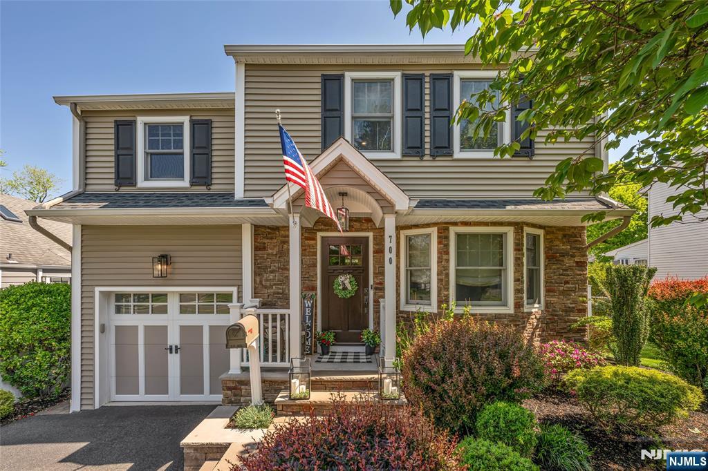 700 Gallows Hill Road Cranford, NJ 07016 - Photo 2 of 41