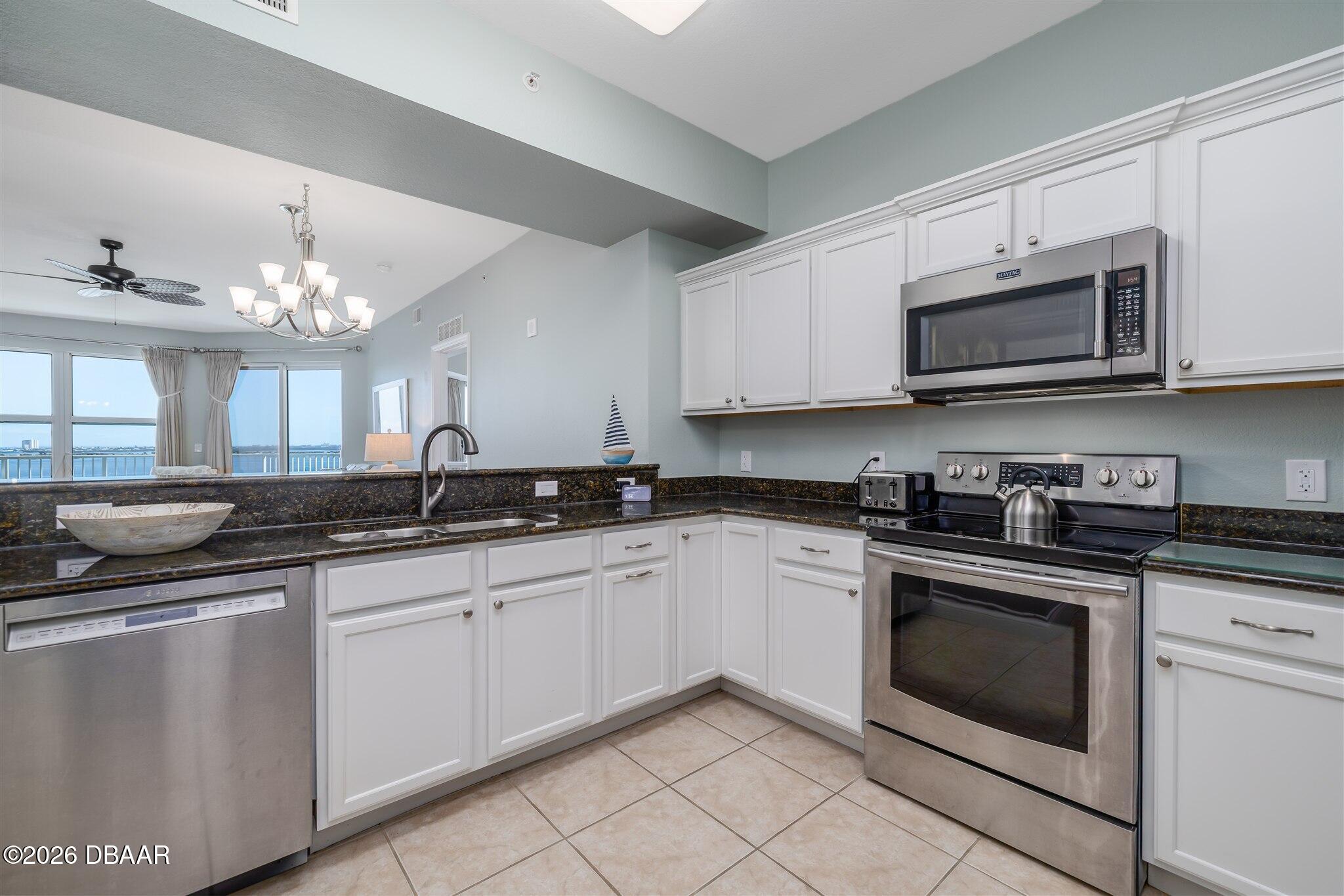 2801 South Ridgewood Avenue, Unit 1002 South Daytona, FL 32119 - Photo 14 of 52 2801 S Ridgewood Ave 1002-14