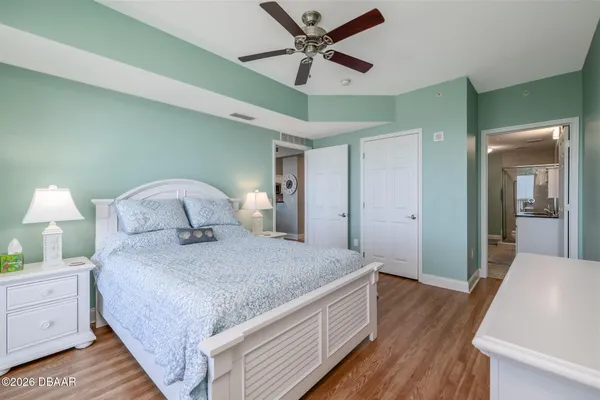 $3,000 | 2801 South Ridgewood Avenue, Unit 1002, South Daytona, FL 32119
