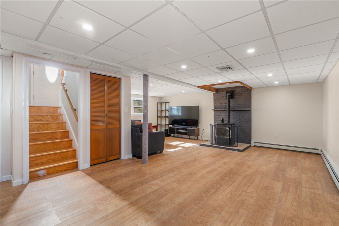 77 Hilltop Road Cumberland, RI 02864 - Photo 19 of 34