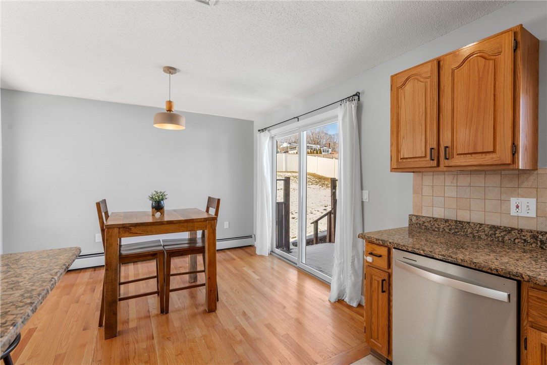 77 Hilltop Road Cumberland, RI 02864 - Photo 10 of 34
