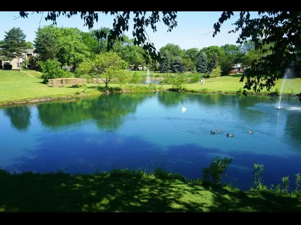 $1,900 | 7400 Grand Avenue, Unit A103, Downers Grove, IL 60516