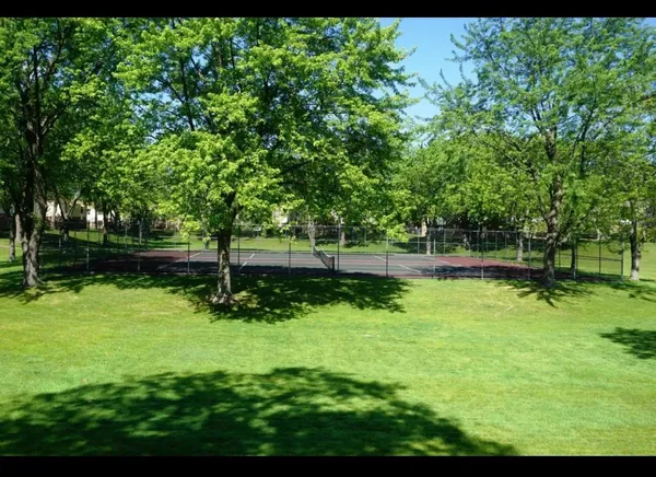 $1,900 | 7400 Grand Avenue, Unit A103, Downers Grove, IL 60516