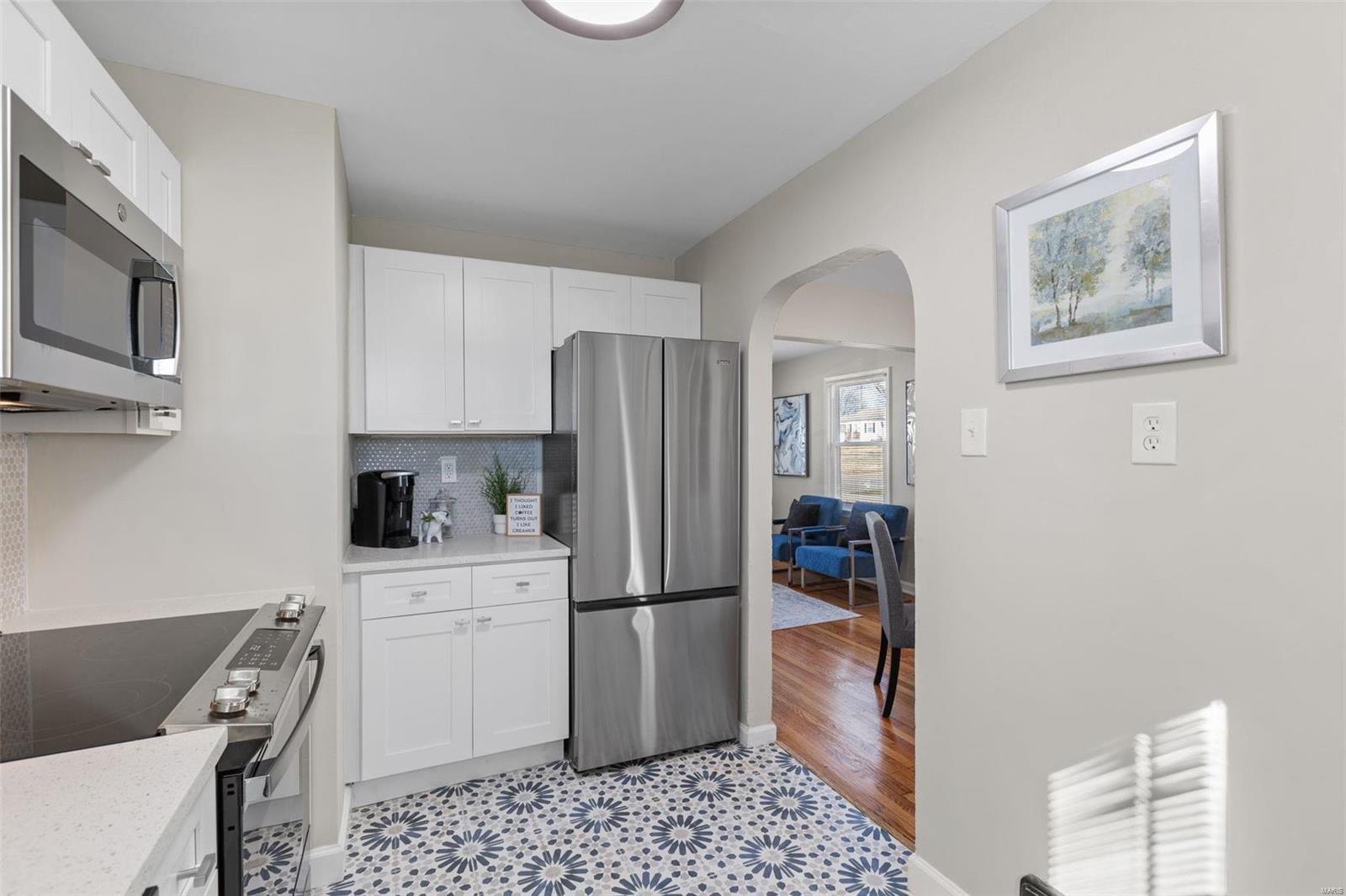 8106 Rector Drive St. Louis, MO 63134 - Photo 11 of 27 Gallery Image 11
