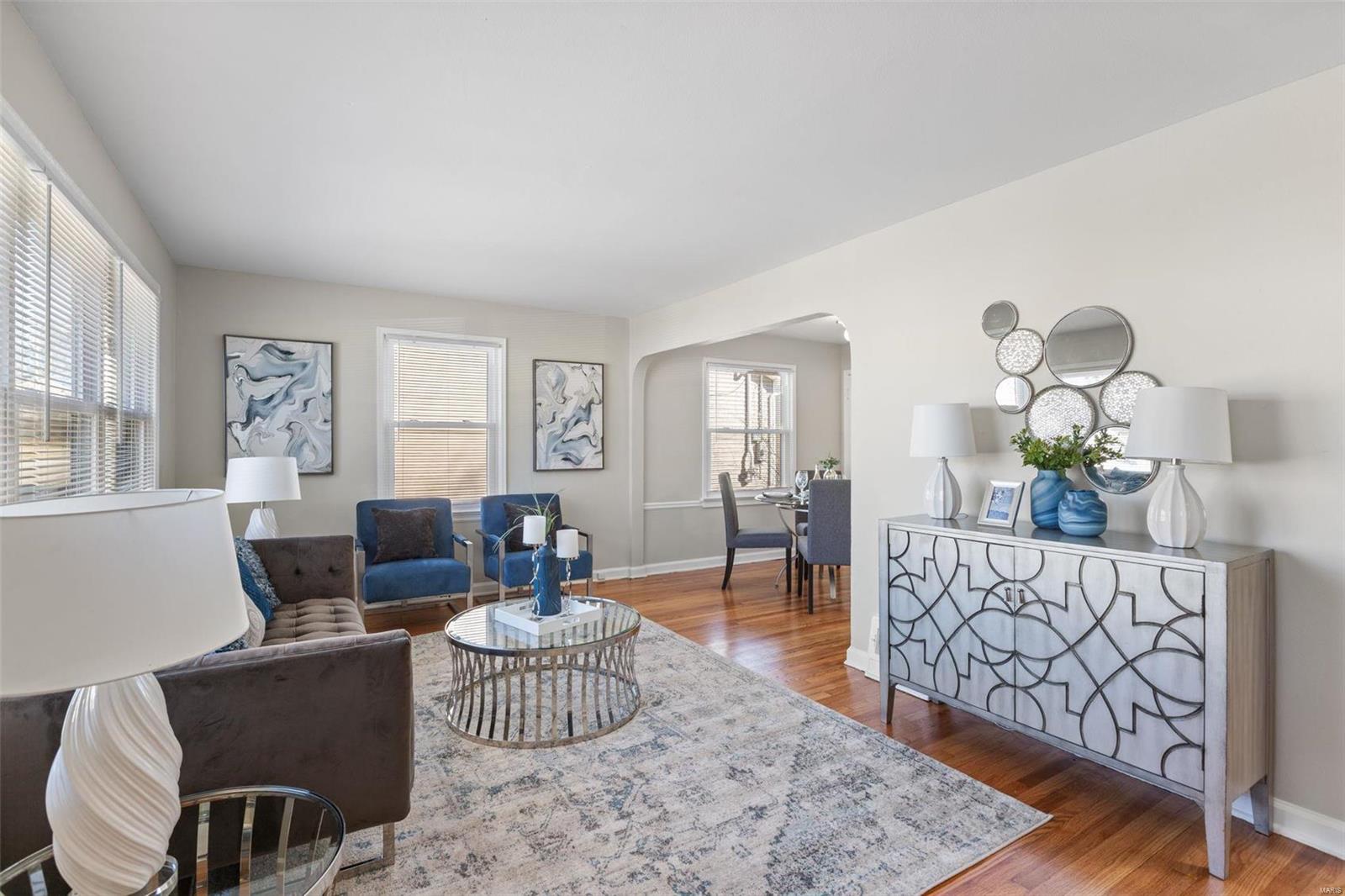 8106 Rector Drive St. Louis, MO 63134 - Photo 3 of 27 Gallery Image 3