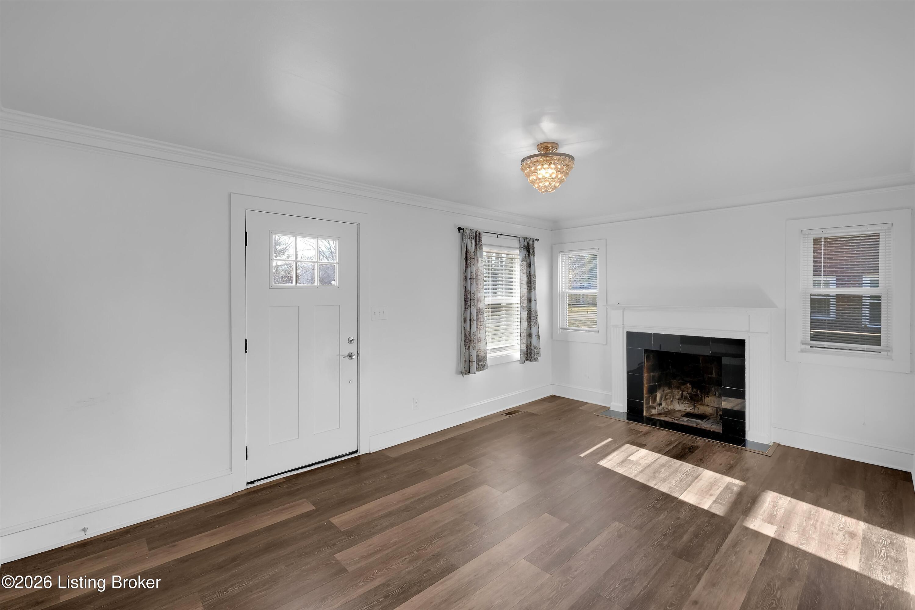 4215 Alton Road Louisville, KY 40207 - Photo 4 of 45 04-4215 Alton Rd